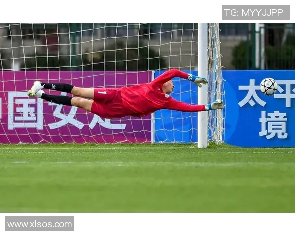女足门将徐欢分享中甲观赛乐趣每日享受青青草地的欢快时光